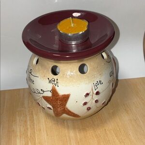 Expressions Ceramic Star & Berry Motif Tea Light Wax Warmer